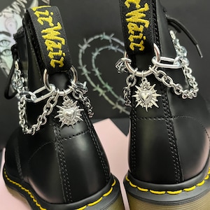 HARDWARE DOUBLE STEEL boot chains, sacred heart O Ring Boot charm, chunky grunge charms, boot jewellery, dark academia gothic chain