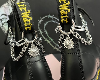HARDWARE DOUBLE STEEL boot chains, sacred heart O Ring Boot charm, chunky grunge charms, boot jewellery, dark academia gothic chain