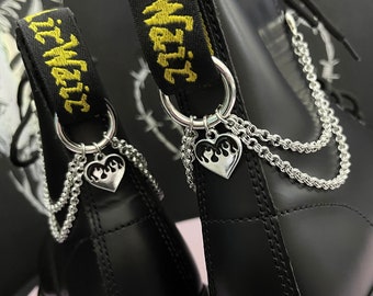CHAINMAIL FLAMING HEART boot chains, O Ring Boot charm, chunky grunge charms, shoe accessories, boot jewellery, dark academia gothic chain