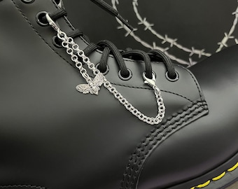 SHOELACE MOTH CHAIN, shoelace charms, chainmail shoe accessories, alternative shoe chains charm, stainless steel, boot jewellery