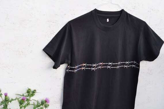 Barbed outlet wire clothing
