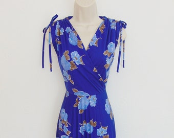 Vintage 70s Blue Floral Pleated Long Floaty Maxi Dress UK Size 8/10