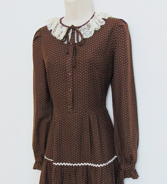 Vintage 70s Brown Floral Prairie Dress Tiered Mid… - image 1