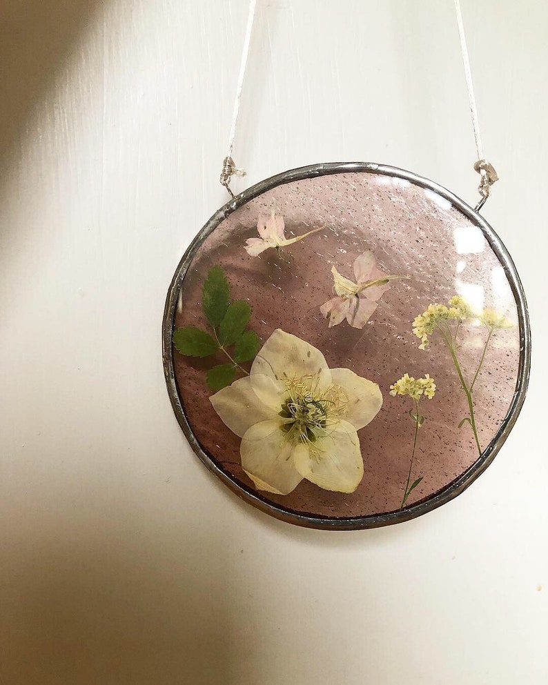 Pressed Flowers Stained glass wall hanging window hanging dried flowers suncatcher