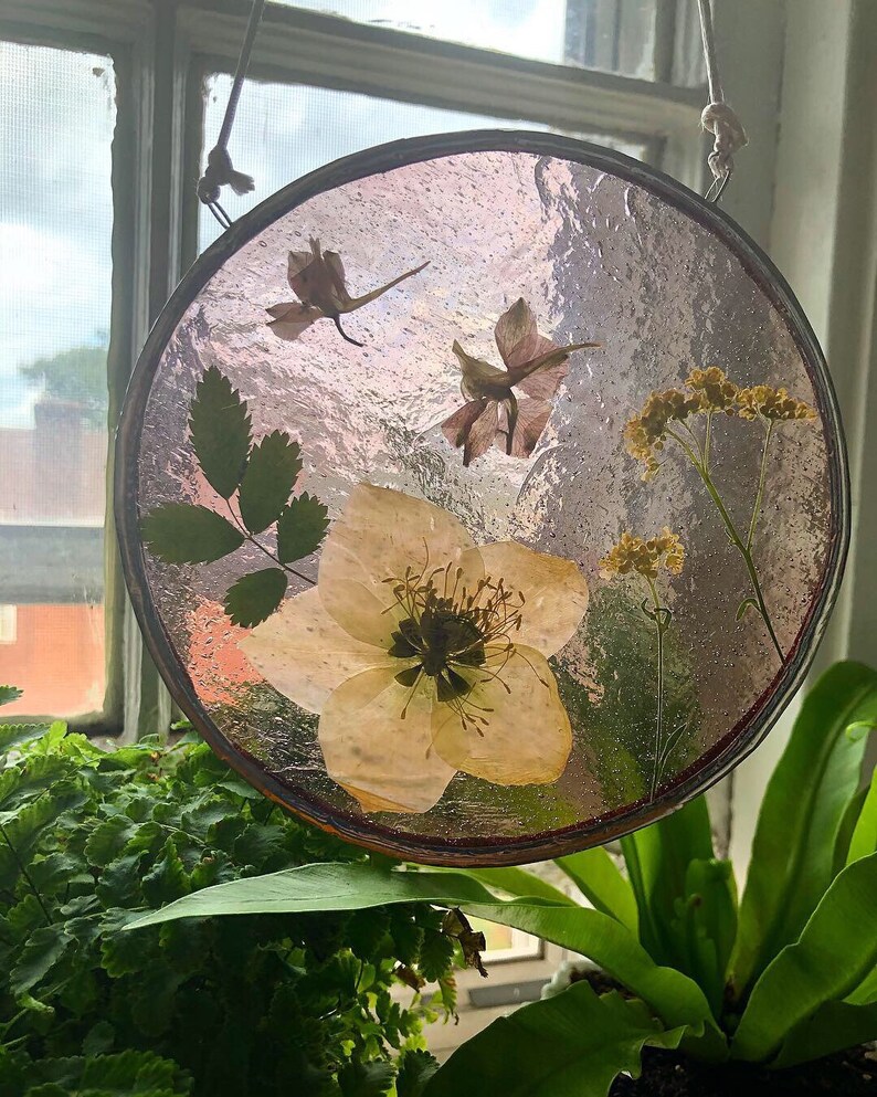 Pressed Flowers Stained glass wall hanging window hanging dried flowers suncatcher