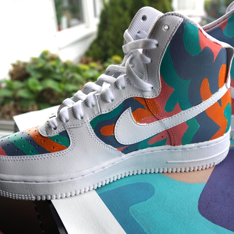 custom purple nike shoes