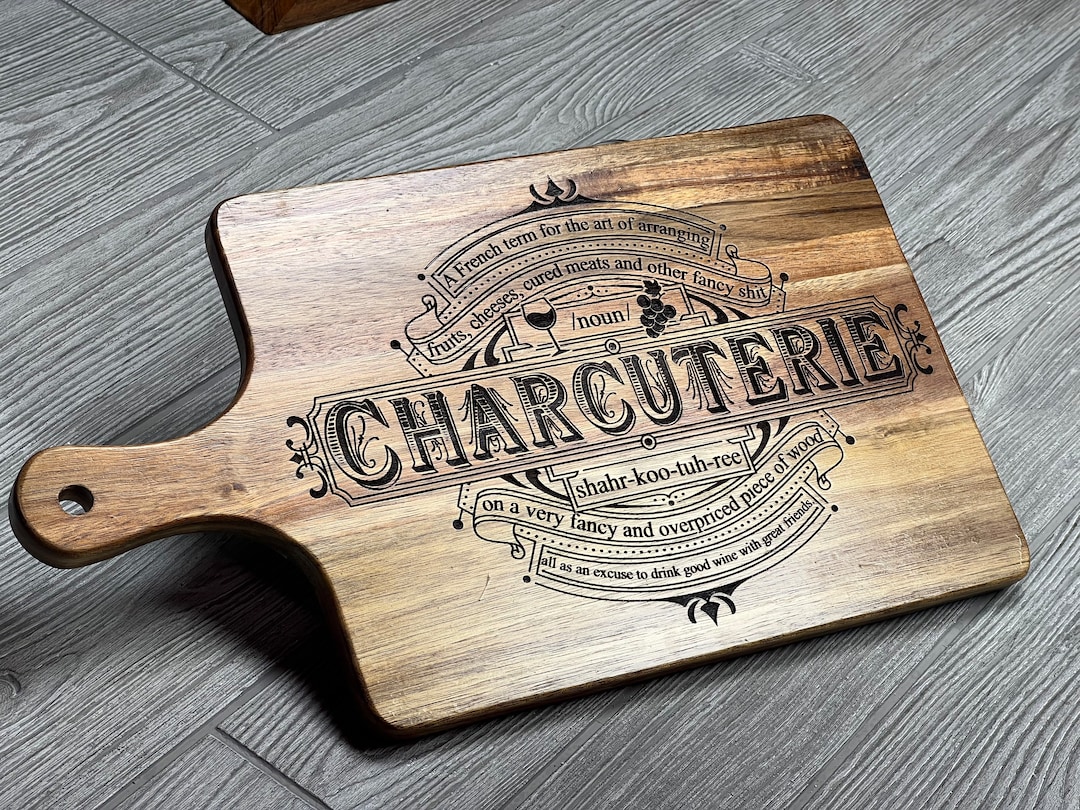 How to Put Vinyl on Wood Cutting Boards - Silhouette School
