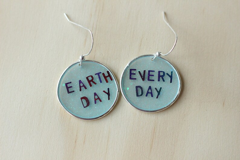 Resin Word Art Earrings Earth Day Every Day Resin Glitter Earrings Light Blue Round Resin Earrings Glow In The Dark Earth Day Earrings