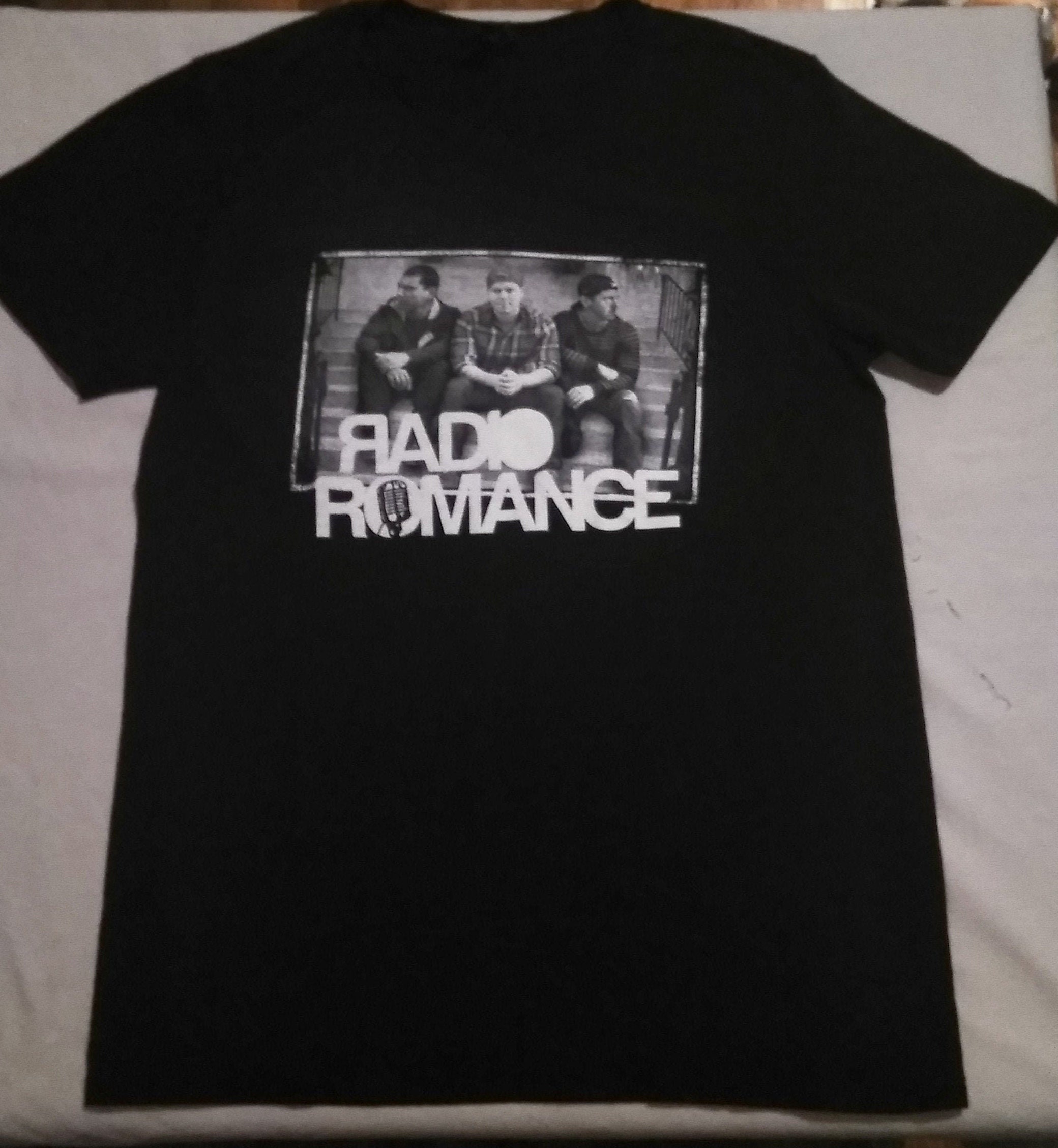 Radio Romance Band T-shirt Unisex Black V-neck Graphic - Etsy Norway