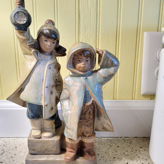 Ahoy There 1012173 - Lladro Porcelain Figurine, Boy and Girl With