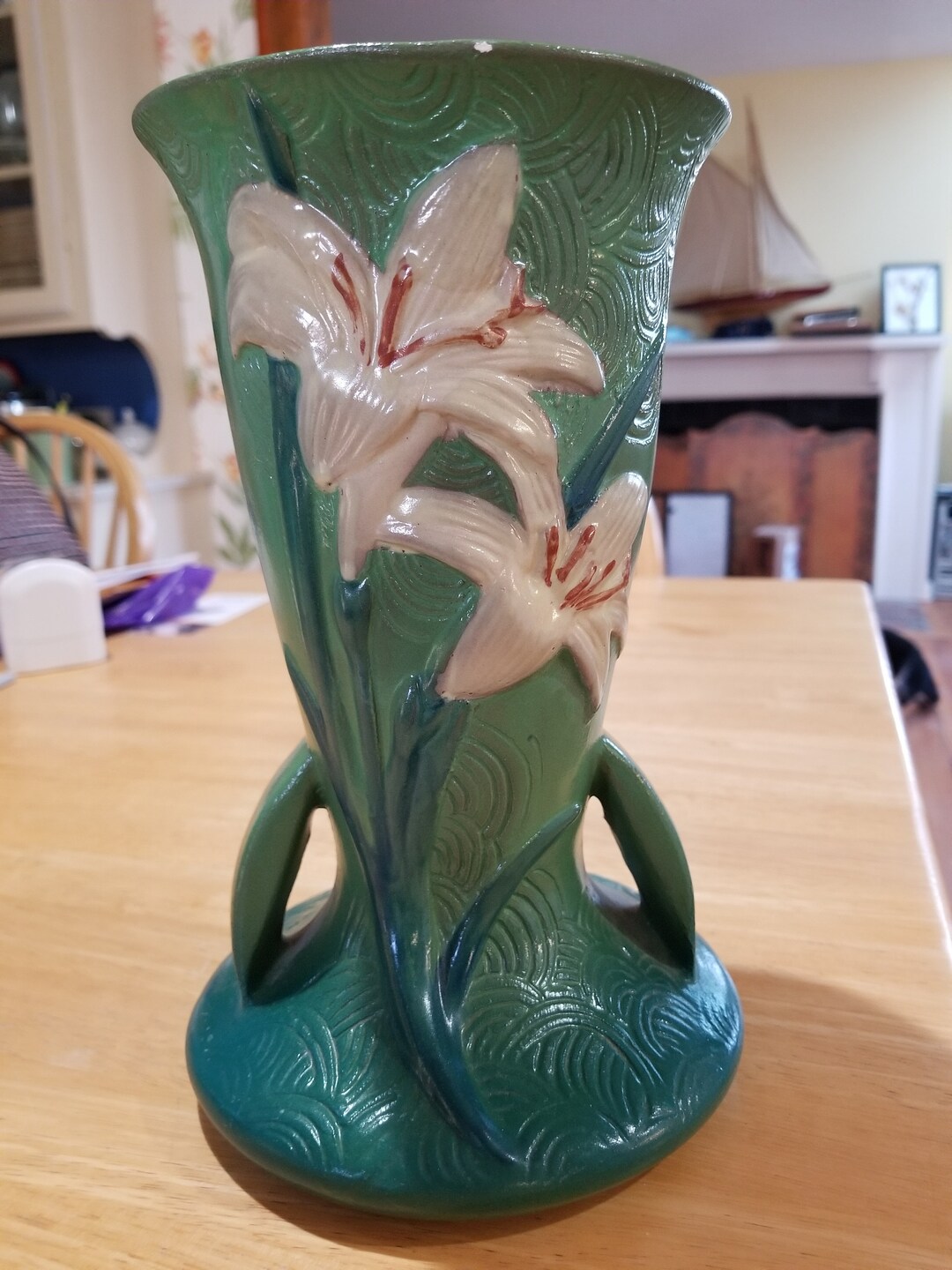 Antique Roseville Pottery Vase, 136-9