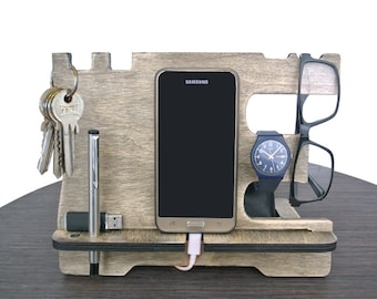 Phone docking "vintage", Docking station, Father's day gift, Gift for men, Personalized excellent gift, Wooden stand, Desk Organizer.