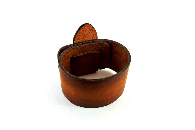 Stylish Leather Bracelet \u2022 Bracelet for Men \u2022 Gift to Friend \u2022 Gift to Boyfriend \u2022 Valentine/'s Day gift \u2022 Gift For Dad \u2022 Cool gift to son