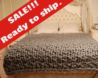 Chunky Knit Merino Wool Blanket, 70x70 Inches