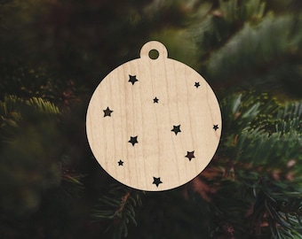 Weihnachtskugel mit Sternen, Sperrholz-Christbaumanhänger