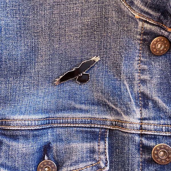 Crow, soft enamel pin