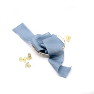 Handgefärbtes Seidenband, FRENCH BLUE | graublau