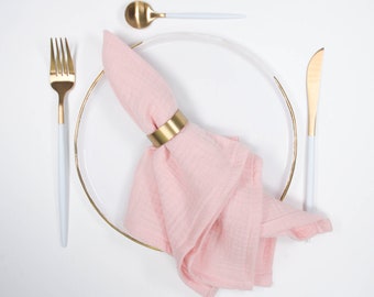 Set of 4 cloth napkins made of muslin in pink