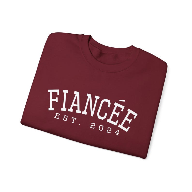 Custom Fiancée 2024 Activewear, Fiancée Est Hoodie, Bride, Engagement