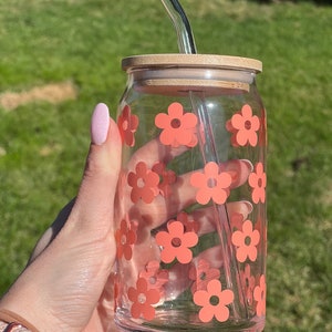 Flower print glass cup with bamboo lid and glass straw, Mason jar glass, Beer can glass, Tumbler, Iced coffee cup, Bridesmaids gift, 16oz.