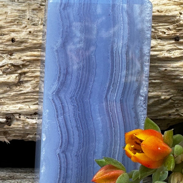 Gentle Blue Lace Agate Tower