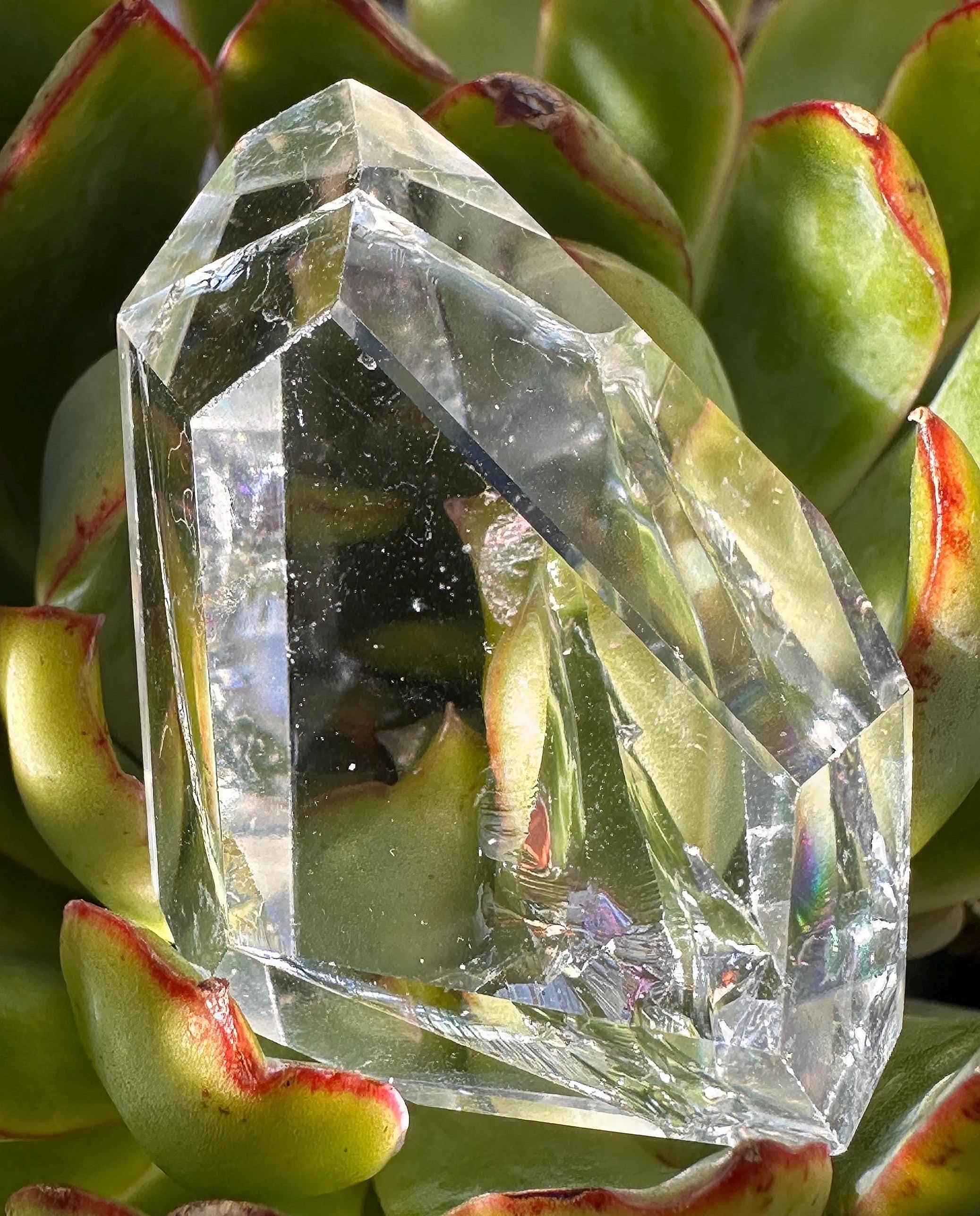 クリアクォーツクリスタルフリーフォーム：虹付き - Etsy 日本