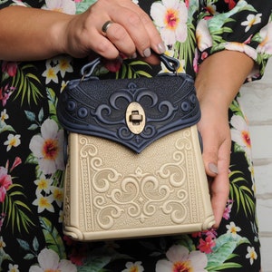 Embossed Leather Backpack: Convertible Shoulder Bag Handbag
