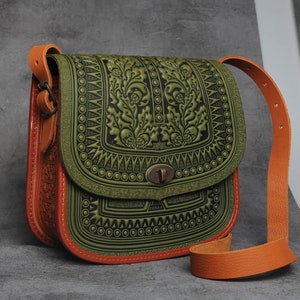 Big leather bag, olive messenger bag, genuine leather bag, tooled leather, crossbody bag, shoulder bag, capacious bag