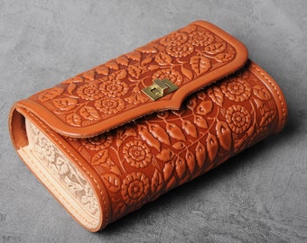 Belt purse for women, foxy fanny pack, foxy leather belt bag, belt purse, bum bag, unique belt purse, embossed belt purse