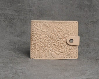 Leather billfold women, soft leather wallet, embossed billfold, pocket wallet, billfold wallet, small wallet women's, beige wallet