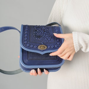 Blue leather purse, hot tooled leather, embossed leather bag, crossbody bag, shoulder leather bag, blue bag, messenger bag, gift for her image 7