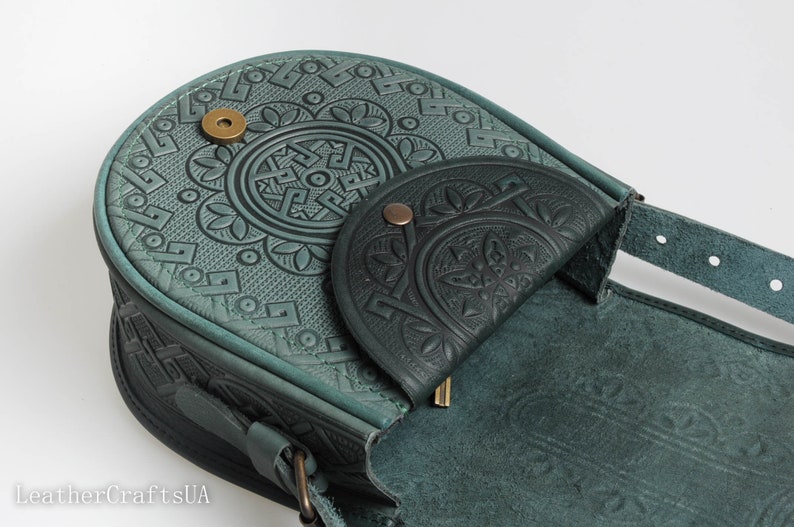 Green bag women, round crossbody bag, genuine leather, tooled leather purse, shoulder leather bag, hot tooled leather, unigue bag for her image 9