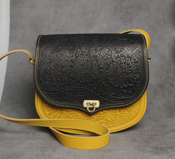 Embossed Leather Crossbody Bag: Black & Yellow Floral  display picture 3