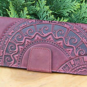 Cartera de cuero Marsala, billetera de cuero suave, cuero de billetera boho, billetera con bolsillo para monedas, billetera de cuero genuino, billetera de embrague