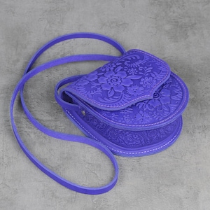 Embossed Leather Crossbody Bag: Handcrafted Mini Shoulder Bag