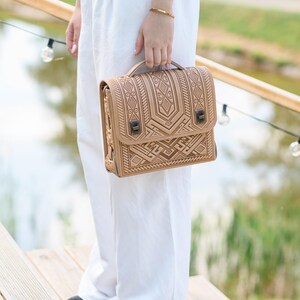 Handmade Embossed Beige Leather Satchel: Calfskin Crossbody Bag