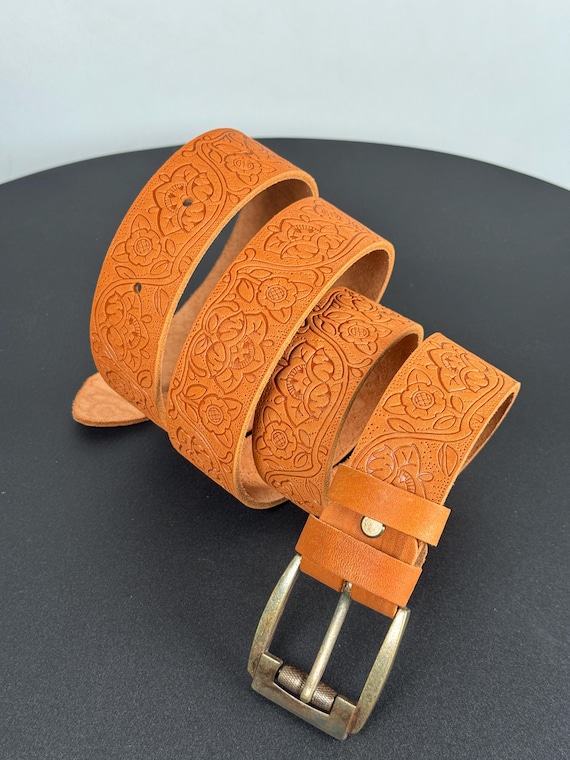Embossed Orange Leather Belt: Floral Pattern, Adjustable  display picture 2