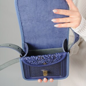 Blue leather purse, hot tooled leather, embossed leather bag, crossbody bag, shoulder leather bag, blue bag, messenger bag, gift for her image 5