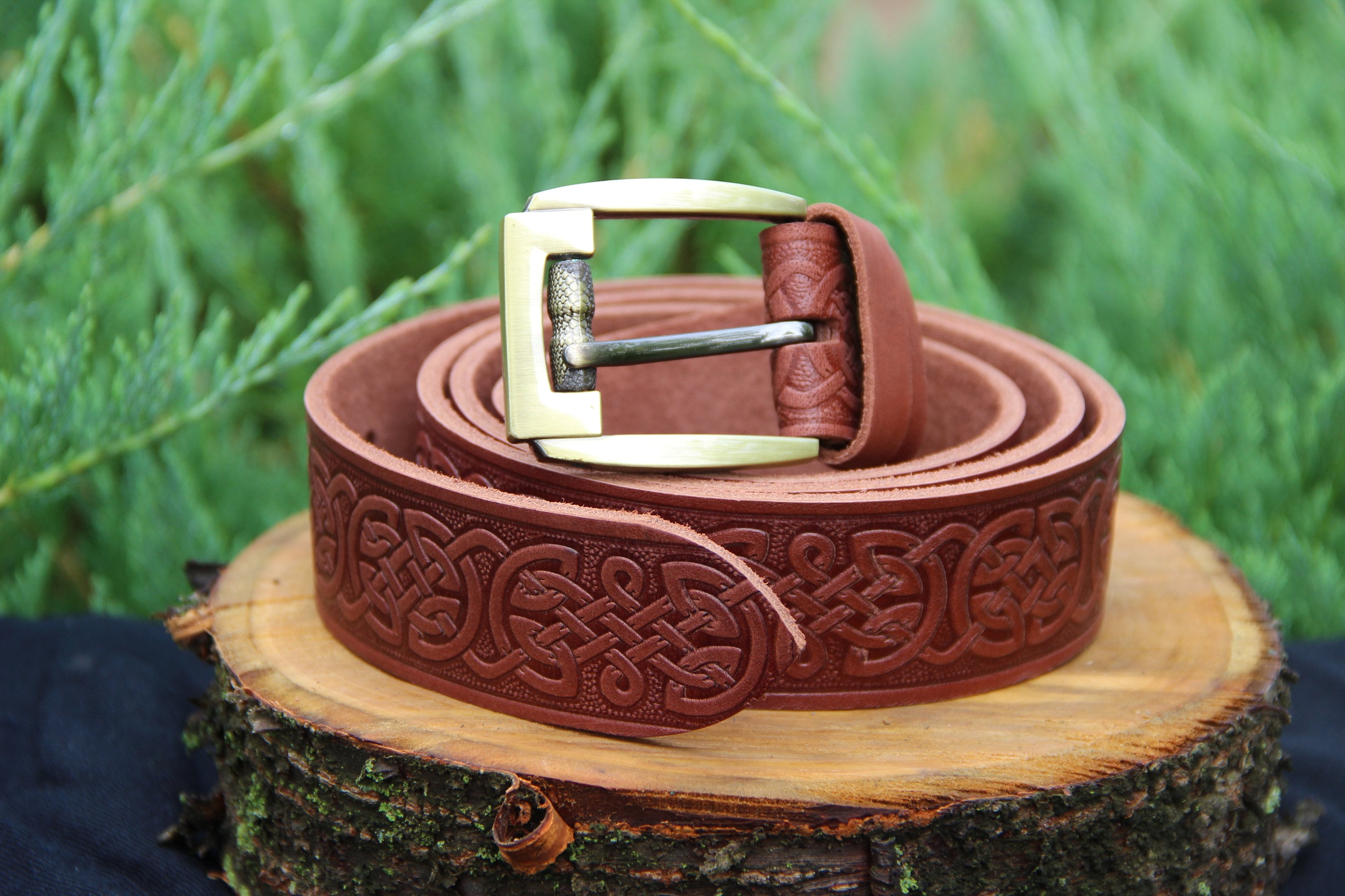 Embossed Leather Celtic Belt: Adjustable Unisex Accessory - Etsy display picture 1