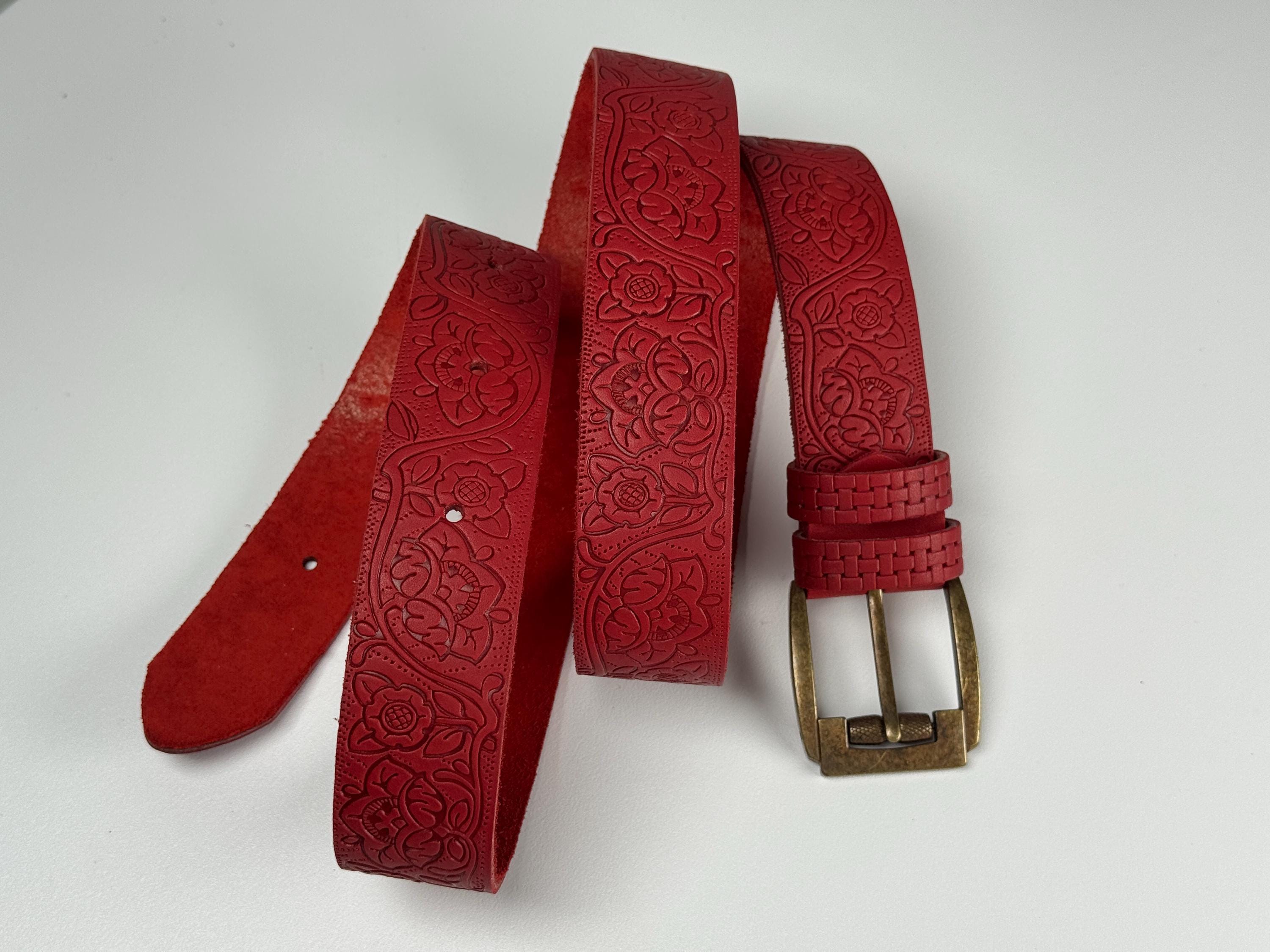 Red Embossed Leather Belt: Floral Pattern, Adjustable  display picture 3