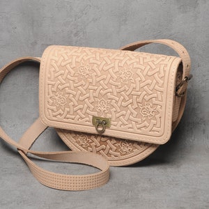Embossed Beige Leather Crossbody Bag: Unique Shoulder Bag