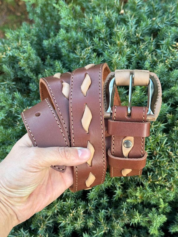 Handmade Brown Leather Belt: Braided Cowhide Design With  display picture 1