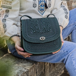 Green crossbody bag,  big leather bag, green messenger bag, genuine leather bag, tooled leather, shoulder bag, capacious bag