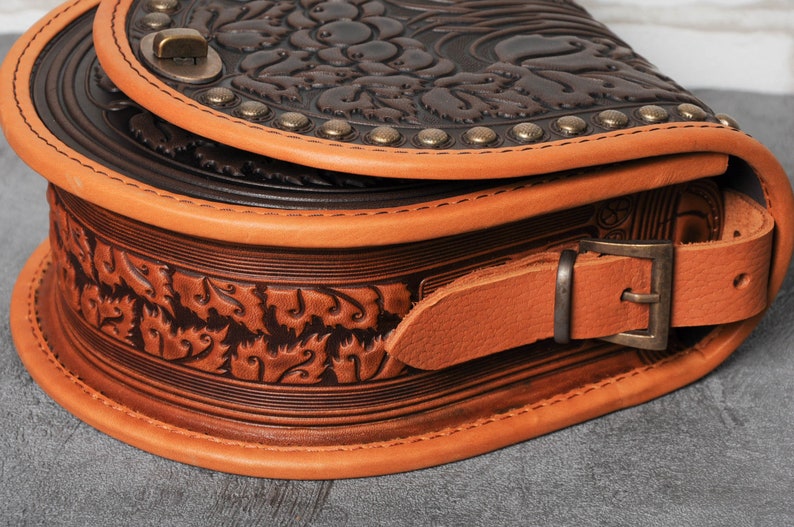 Brown bag with metal, round leather bag, embossed bag, brown leather purse, crossbody bag, tooled foxy bag, gift for her, shoulder purse image 7