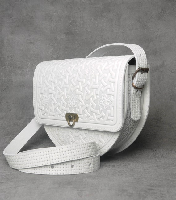 トートバッグ BALLY Women Messenger Bags WAM02GCV034I182O White Bally Logo tote bag - White - Women | WAM02GCV034I182O