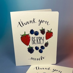Merci Berry Merci beaucoup carte de voeux - Merci, carte de baies, carte Punny, carte de voeux avec des baies, carte intérieure vierge