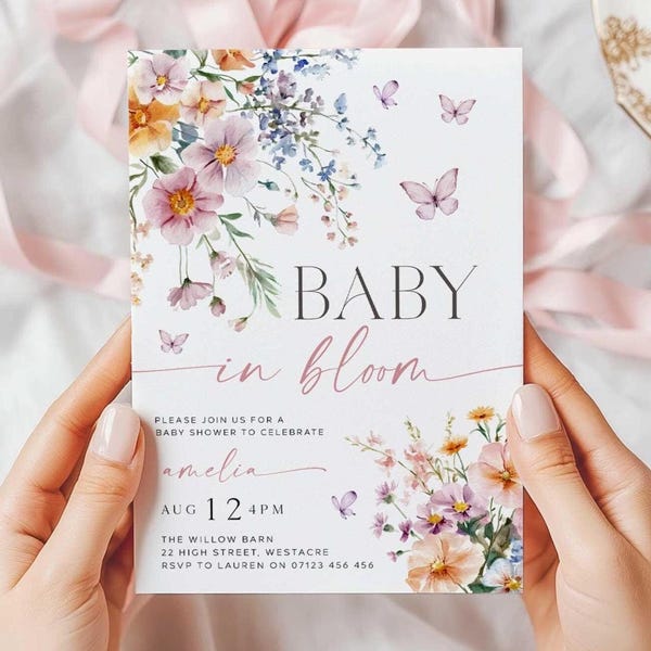 Baby in bloei uitnodiging, uitnodiging baby shower met wilde bloemen, meisje, paarse vlinders wilde bloemen uitnodigen baby in bloei douche afdrukbare BIB