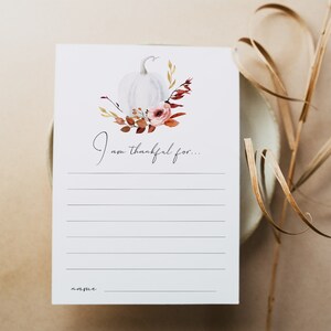 Thanksgiving, je suis une liste reconnaissante, je suis une carte de gratitude reconnaissante, imprimables de Thanksgiving, donnez une liste de remerciements, Thanksgiving de citrouille blanche, TG1