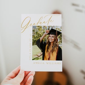 Modèle d'annonce d'obtention du diplôme d'or, obtention du diplôme supérieur, invitation d'obtention du diplôme moderne propre, carte d'obtention du diplôme photo, obtention du diplôme universitaire minimal