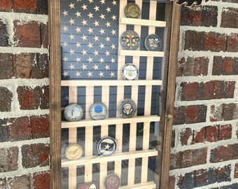 Small Glass Encased US Vertical Flag Black / Natural CNC cut Challenge Coin Case